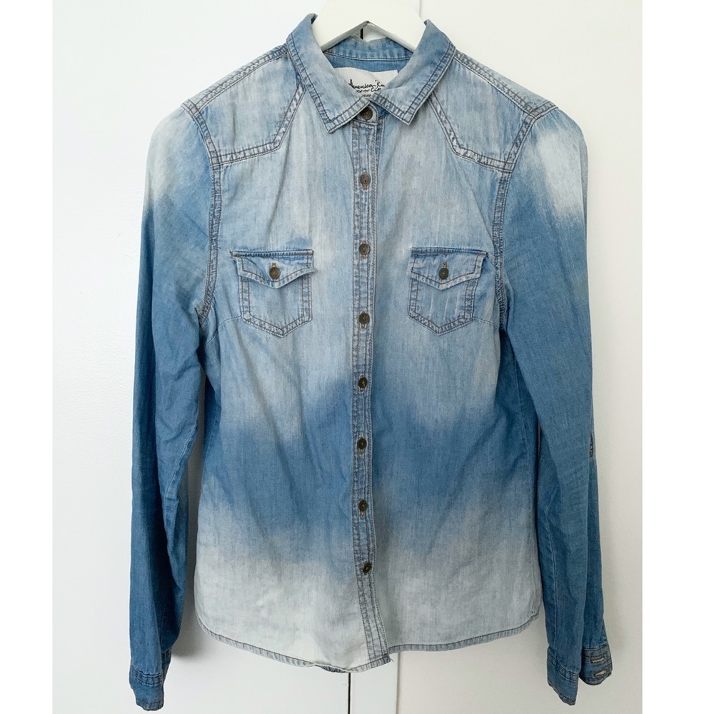 Women’s denim shirt